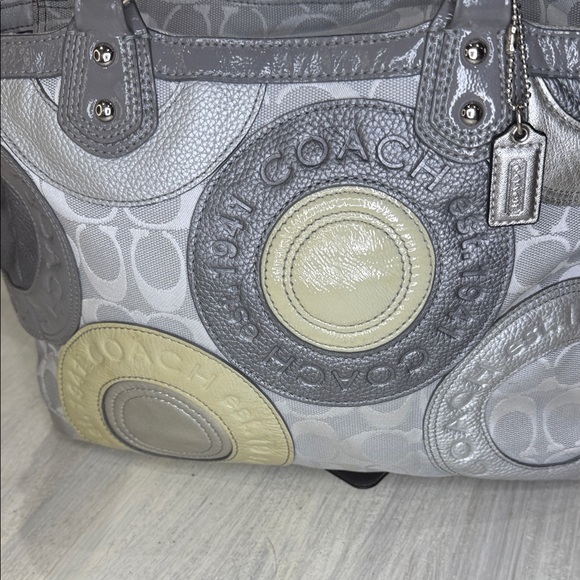 Coach Madison Mia Multi-Color East West Patchwork Circle Pattern Tote - Picture 3 of 12
